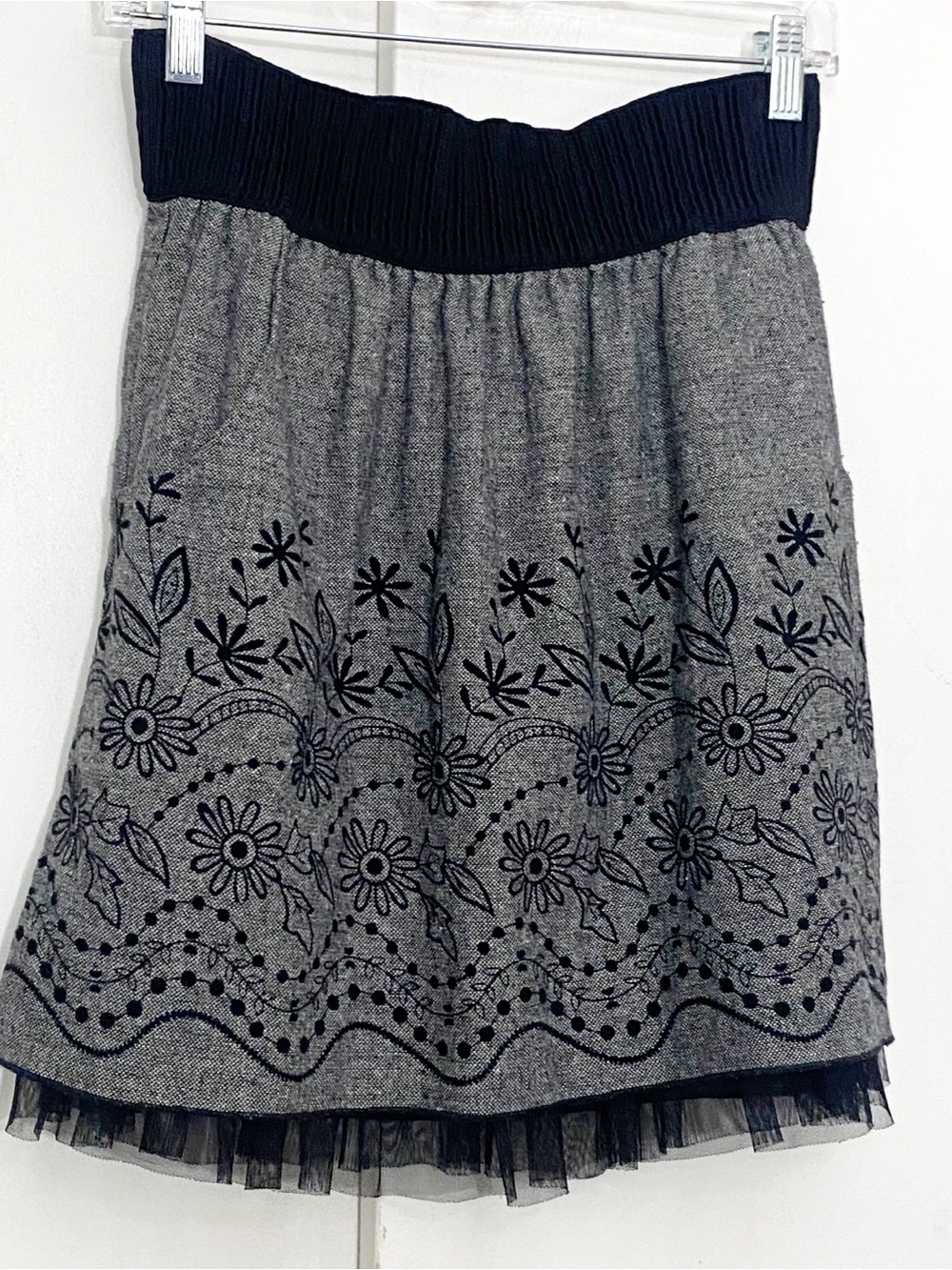Joe Benbasset Black Tweed Floral Embroidered Skirt Pockets Wide Elastic Waist XS